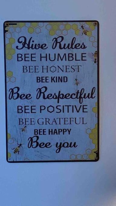 Bumblebee Cottage Donegal Town Dış mekan fotoğraf